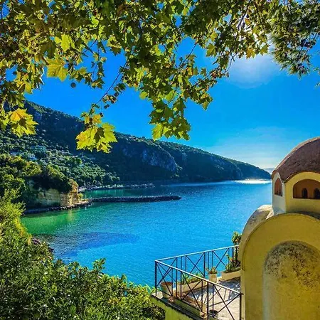 Poseidon’s Bayview Apartamento Kitriaí