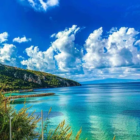 Poseidon's Bayview Lägenhet Kitriaí