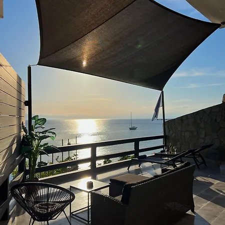 Poseidon's Bayview Kitriész